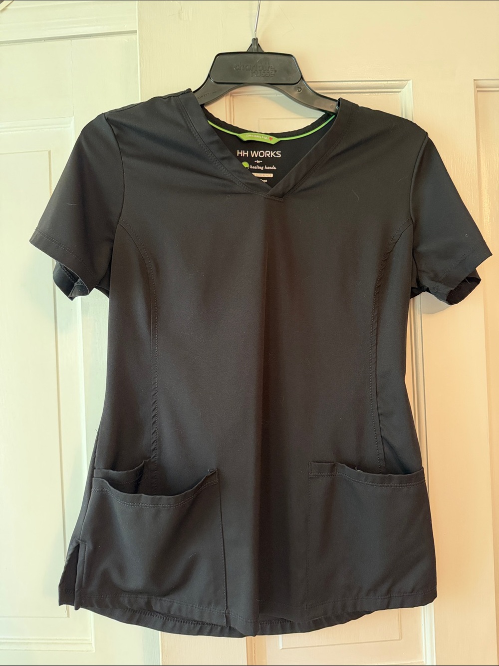 healing hands Black Short-Sleeve V-Neck Scrub Top with Lime Trim